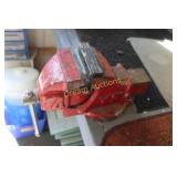 Vise, Needs to be removed by winning bidder