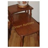 2 Wooden Side Tables 2 Wooden Side Tables