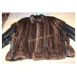 Leather & Fur Jacket Size Approx Large Leather & Fur Jacket Size Approx Large