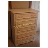 5 Drawer Dresser 30x18.5x42H 5 Drawer Dresser 30x18.5x42H