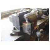 Large Vise, Winner to remove Large Vise, Winner to remove