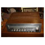Akai Amp