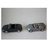 2, 1:24 Maisto Die Cast Cars
