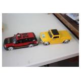 2, 1:24 Die Cast Trucks