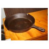 Large Cast Iron Pan 12D
