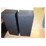 2 Sony Speakers 200watts