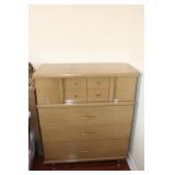 Vintage 4 Drawer Dresser 36 x 18 x 43H