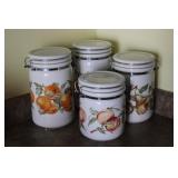 4 Storage Cannisters