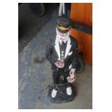 Railway Master Statue 24H