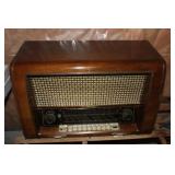 Vintage Radio loewe Opta Komet