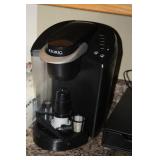 Kerig Coffee Maker & Cup Holder