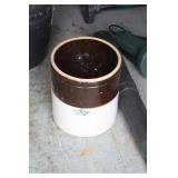 #5 Crock small crack