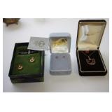 Assortment of Jewellery