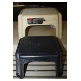 2 Stools
