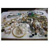 Selection of Costume Jewellery