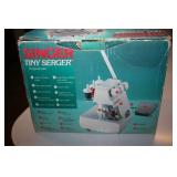 Singer Tiny Serger Machine