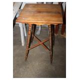 Vintage Hall Table 20 x 20 x 29.5H