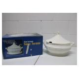 Fine Ceramic Soup Tureen