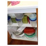 Contents of 1 Kitchen Door - Plastics/Tupperware
