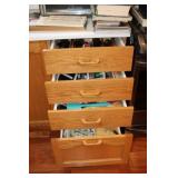 Contents of 4 Kitchen Drawers incl Flatware