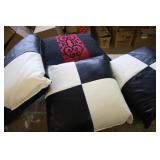 4 Cushions