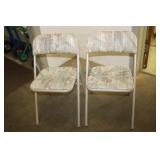 2 Folding Chairs