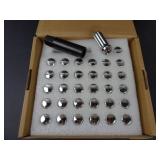 Set of 32 Piece Long Lug Nut Set For Ford F250