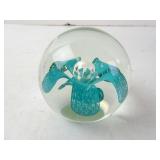 Vintage Glass Flower Hand-Made Paperweight