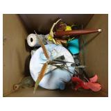Box of Misc. Lawn & Garden Decorative Items