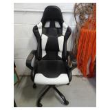 Black & White Faux Leather Rolling Gaming Office