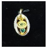 Green Bay Packers Gold-Plated Oval Pendant in
