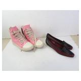 Lot of 2 Womens Size 10-11 Shoes
