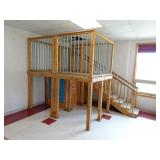 Large Treehouse Platform with Stairs - 8ft x 7ft