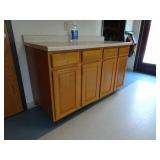 Set of Maple Face Base Cabinets with Countertop