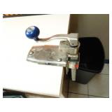 Edlund Industrial Kitchen Counter Can Opener -