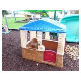 Step 2 Neat & Tidy Cottage Molded Plastic