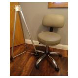 Rolling Padded Office Chair with Aluminum Easel