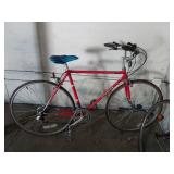 Vintage Schwinn Voyageur 11.8 Road Bicycle - Red