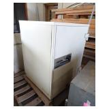 FireGuard by Schwab Combination Safe 43' x 30' x