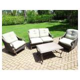 La-Z-Boy 4 Piece Patio Set w/ Pillows - x2