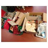 Large Lot of Christmas Related Home Dï¿½cor
