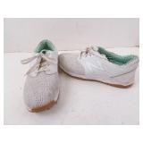Pair of New Balance Womens Size 9 Golf Shoes -