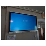 SMART Board 55' w/ Remote & Wall Mount - Tested