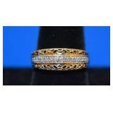 10K gold filigree & pave diamond ring