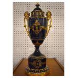 Vienna porcelain urn w/central cartouche