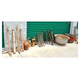 Cast iron pot, hames, etc