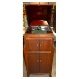 Victor crank Victrola