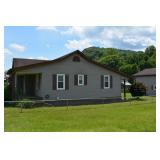 2BR/1BA RANCH LARGE 2BAY GARAGE