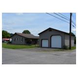2BR/1BA RANCH LARGE 2BAY GARAGE