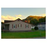 2BR/1BA RANCH LARGE 2BAY GARAGE